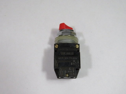 General Electric CR104B32203 Red Selector Switch 2NO/2NC 2-Position USED