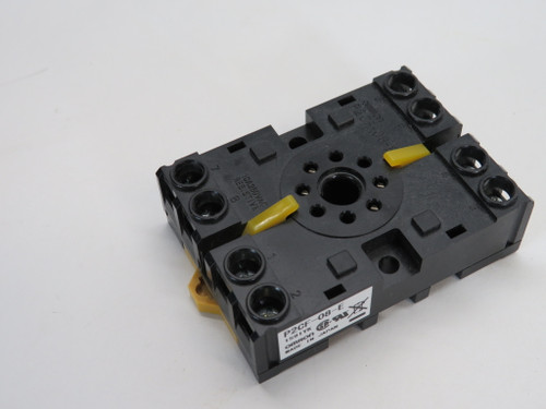 Omron P2CF-08-E Relay Socket 10A 250VAC 8-Pin USED