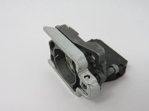 Telemecanique ZBE-101 Contact Block w/Metal Mounting Latch 1NO USED