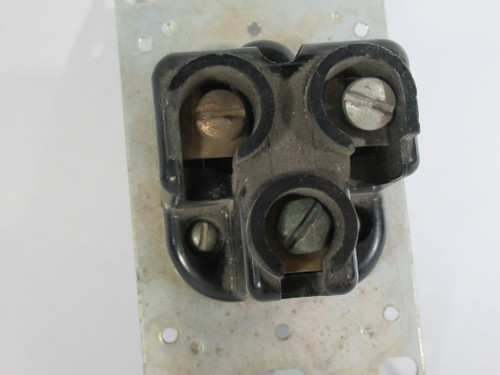 Pass & Seymour 3802 Power Outlet 30A 125V 2P 3W SHELF WEAR USED