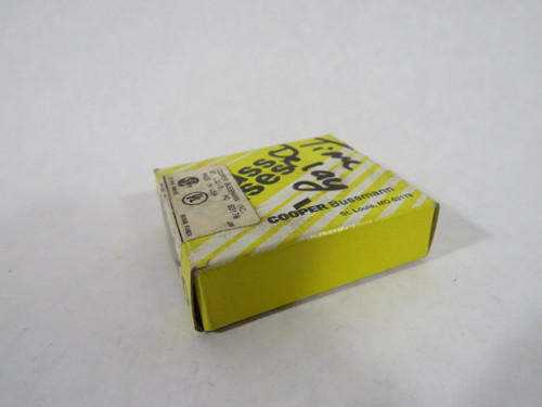 Bussmann GMF-5 Glass Specialty Fuse & Knob Holder 5A 300VAC 5-Pack ! NEW !