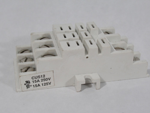 Curtis CUS12 White Relay Socket 125/250V 15A 11 Blade USED