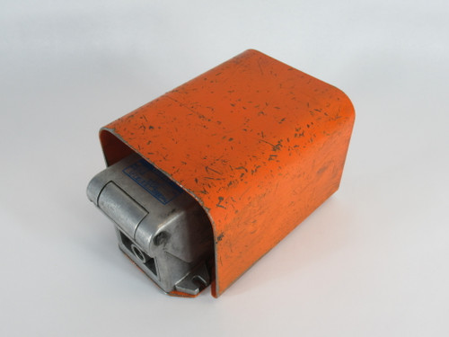 Festo 8992 F-5-1/4B Enclosed Foot Valve -13.8-145 psi USED