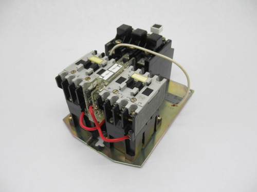 Allen-Bradley 505-TOD Reversing Starter 110/120V 50/60Hz MISSING SCREWS USED