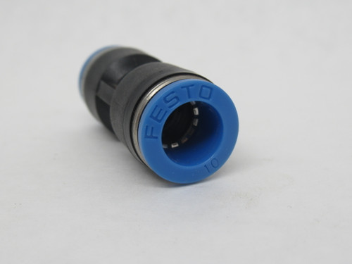 Festo 153034 QS-10 Push-In Connector 10mm Tubing OD USED