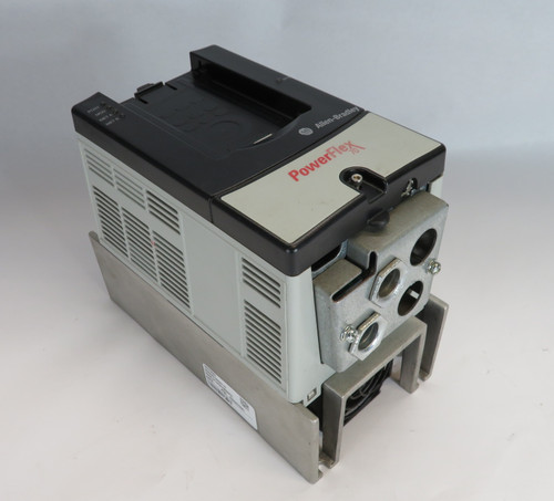 Allen-Bradley 20AE1P7A0AYNNNC0 Series A AC Drive 20A 600V 1/.75HP USED