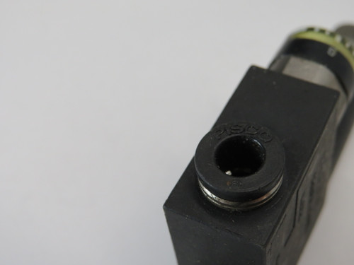 Pisco RVCM6-01 Gauge Mounted Elbow Pressure Regulator Valve 6mm Tube R1/8 USED