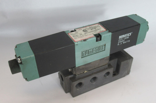 Numatics 082SS43CM000061 Solenoid Valve 24VDC .25A 6.3W USED