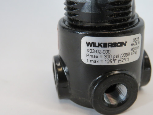 Wilkerson R03-02-000 Mini Pressure Regulator w/o Gauge 1/4" NPT 300 psi NOP