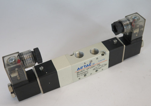 Airtac 4V130C-06-XO 5-Way Solenoid Valve 1/8 PT 110VAC 21-114 psi BOX DAMAGE NEW