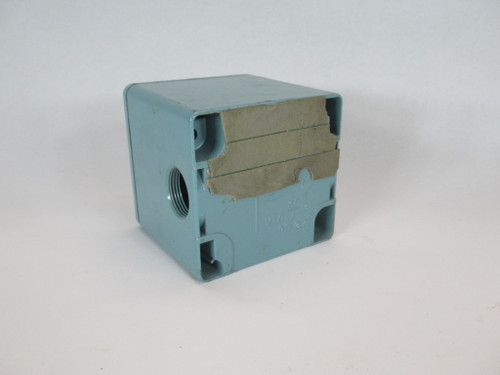 Telemecanique XAP-M1501 Control Station Enclosure 80x80x77mm USED