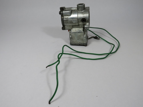 Bellows Valvair K065-7035 JIC Pilot Valve 6VDC USED