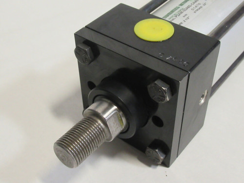 Numatics P2AM-32A6D-CAA0 Air Cylinder 2-1/2" Bore 32" Stroke SHELF WEAR NOP