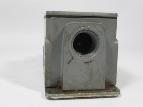 Square D 9007TUB3S1 Ser. D Limit Switch C/W Roller Lever 600VAC 20A USED