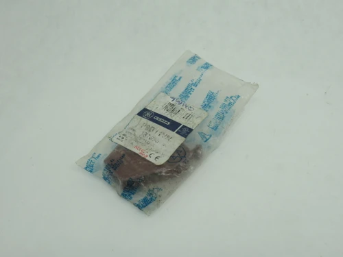 General Electric P9B11VN Contact Block 600V 10A 1NO 1NC SHELF WEAR NWB