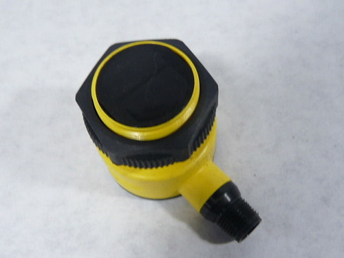 Banner T30SP6FF600Q EZ-Beam Fixed Field Photoelectric Sensor 600mm Range USED