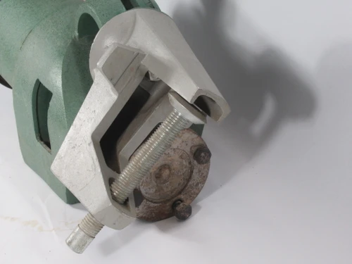 Lightnin XJ-117 Clamp Type Mixer 1HP 1725rpm 575V FR56C 1.65A SHELF WEAR USED