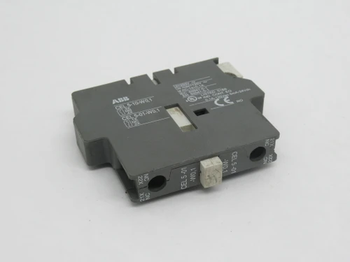 ABB CEL5-01-W0.1 Side-Mount Auxiliary Contact Block 125V 0.1A 1NC USED