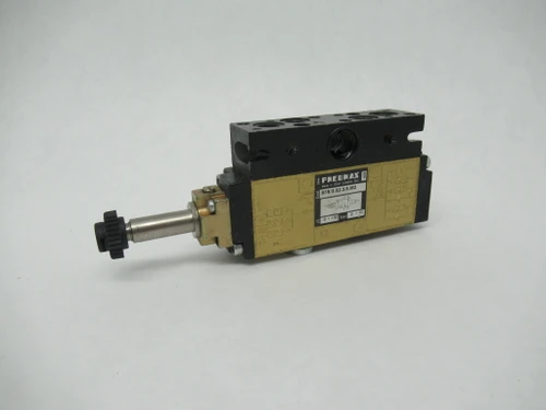 Pneumax 878/3.52.3.6.M2 5/2-Way Solenoid Valve G1/8" No Coil USED