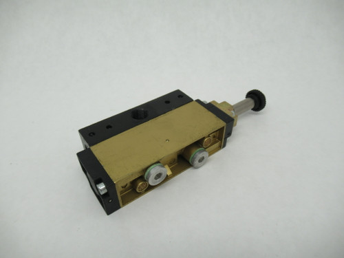 Pneumax 878/3.52.3.6.M2 5/2-Way Solenoid Valve G1/8" No Coil USED