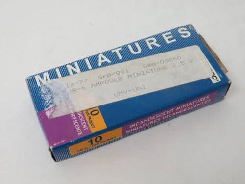 Standard B3.5/CL/2.47V/0.3A/P13.5S/STD Miniature Light Bulb Lot of 8 BOX DMG NEW