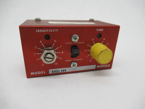 Banner MB5-M1 Modulated Photoelectric Amplifier USED
