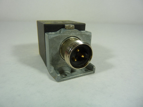 Turck Bi15U-CK40-ADZ30X2-B1131 Proximity Sensor 20-250VAC 3-400mA 10-300VDC USED