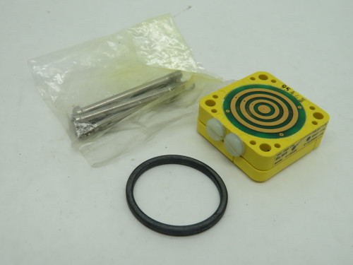 Banner RLM8 Maxi Beam Logic Module  NEW