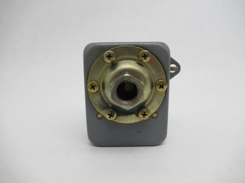 Furnas 69HAU2 Pressure Switch 20-40 psi Differential 2/3/5HP 1/3Ph USED
