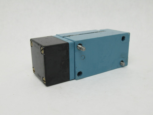 Microswitch LSA1A Side Rotary Limit Switch 600V 10A C/W LSZ1A Operator USED