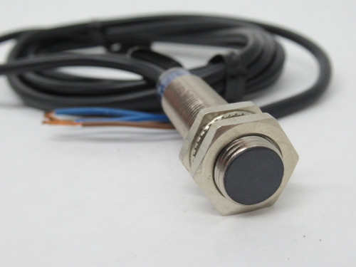 Telemecanique XS512B1DAL2 Proximity Sensor 12-48VDC 1.5-100mA 2mm Range NOP