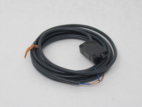 Omron E3Z-T81-L Photoelectric Emitter 15mA 15m Range PNP 2m Cable SHELF WEAR NOP