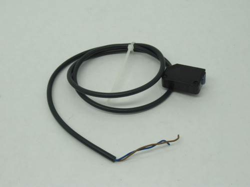 Omron E3Z-T81-L Photoelectric Emitter 15mA 15m Range PNP 0.7m Cable USED