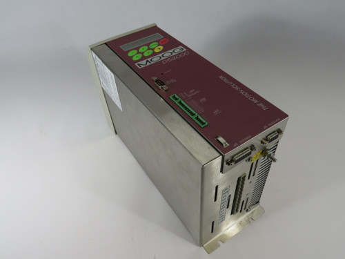 Moog CZ1008CB DS2000 Servo Drive 42A 230/460V 3Ph 50/60Hz 14Arms BOX DAMAGE NEW