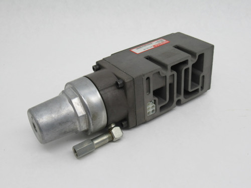 Numatics 554RS100JP00000 Sandwich Regulator NO KNOB OR GAUGE USED