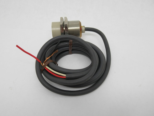 Omron TL-X18MC1-E Proximity Switch 12-24VDC NPN NO 18mm Distance SHELF WEAR NOP