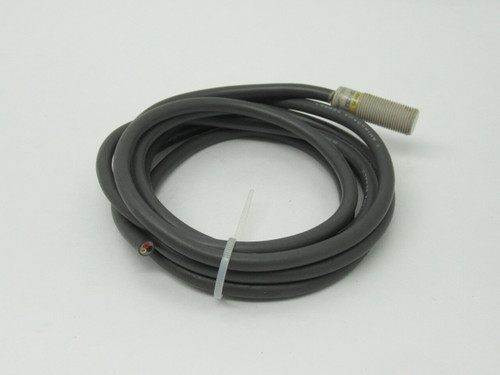Omron E2F-X2E2 Proximity Switch 12-24VDC 2mm R NPN NC 1.9m L NO LOCKNUTS USED