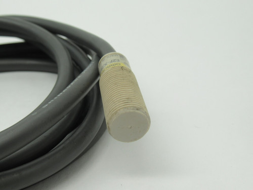 Omron E2F-X2E2 Proximity Switch 12-24VDC 2mm R NPN NC 1.9m L NO LOCKNUTS USED