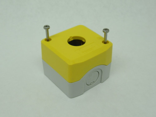 Schneider Electric XALK01H7 Empty Control Box 1-Hole Yellow Lid SHELF WEAR NOP