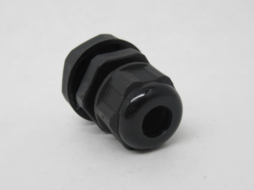 Beisit N3808 Cable Gland 3/8" NPT 4-8mm Cable Range Lot of 2 Black NOP