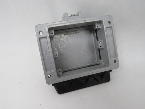 Ilme CHI-32-LS Bulkhead Mounting Housing 1 Lever Size 77.62 USED