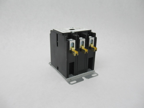 Hartland Controls HCC-3XT02CG Contactor 3P 30FLA 120VAC 50/60Hz SHELF WEAR NOP
