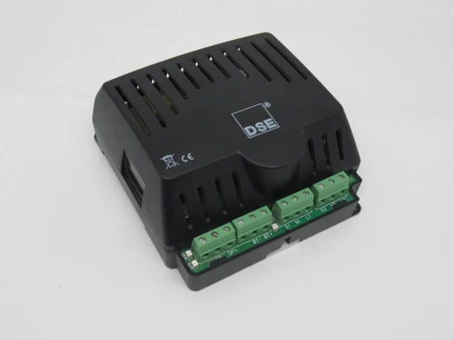 DSE 0160-001-00 Self-Seeking Power Supply 12V Output 110-127V 50/60Hz Input USED