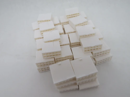 Molex 39-01-3129 Mini-Fit Jr. Plug Housing Dual Row 94V-0 White Lot of 46 NOP