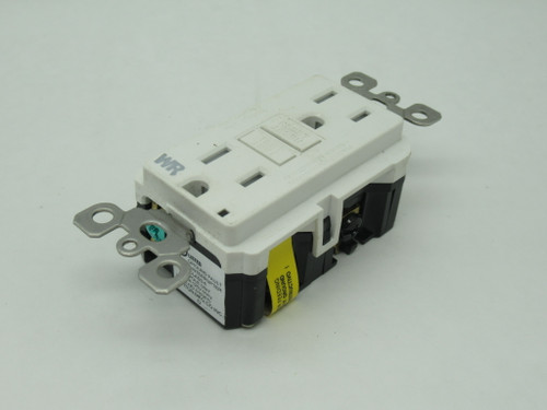 Leviton GFWT1-W Duplex Outlet 15/20A 125V 2P Weather- and Tamper-Resistant NOP