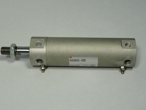 SMC NCDGBA32-0250 Pneumatic Cylinder 32mm Bore 2.5" Stroke USED