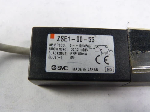 SMC ZSE1-00-55 Compact Vacuum Pressure Switch 0-101kPa 12-24VDC PNP 80mA USED