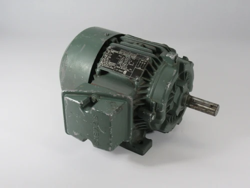 Siemens RGZ 1HP 1720RPM 575V 143T TEFC 3Ph 1.3A 60Hz C/W Key USED