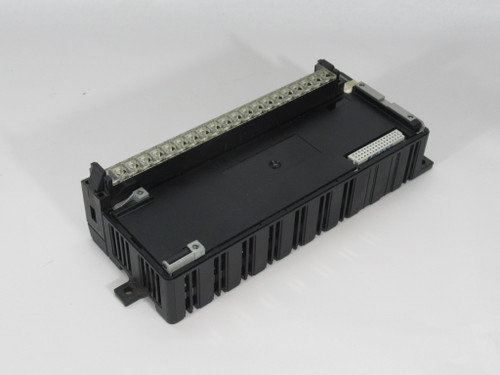 AEG Schneider TBXDMS16C222 Input/Output Base Unit MISSING HARDWARE USED