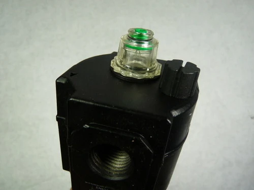 Excelon EN63340-MG Lubricator 17 bar 250 psig 175 Deg F Max USED